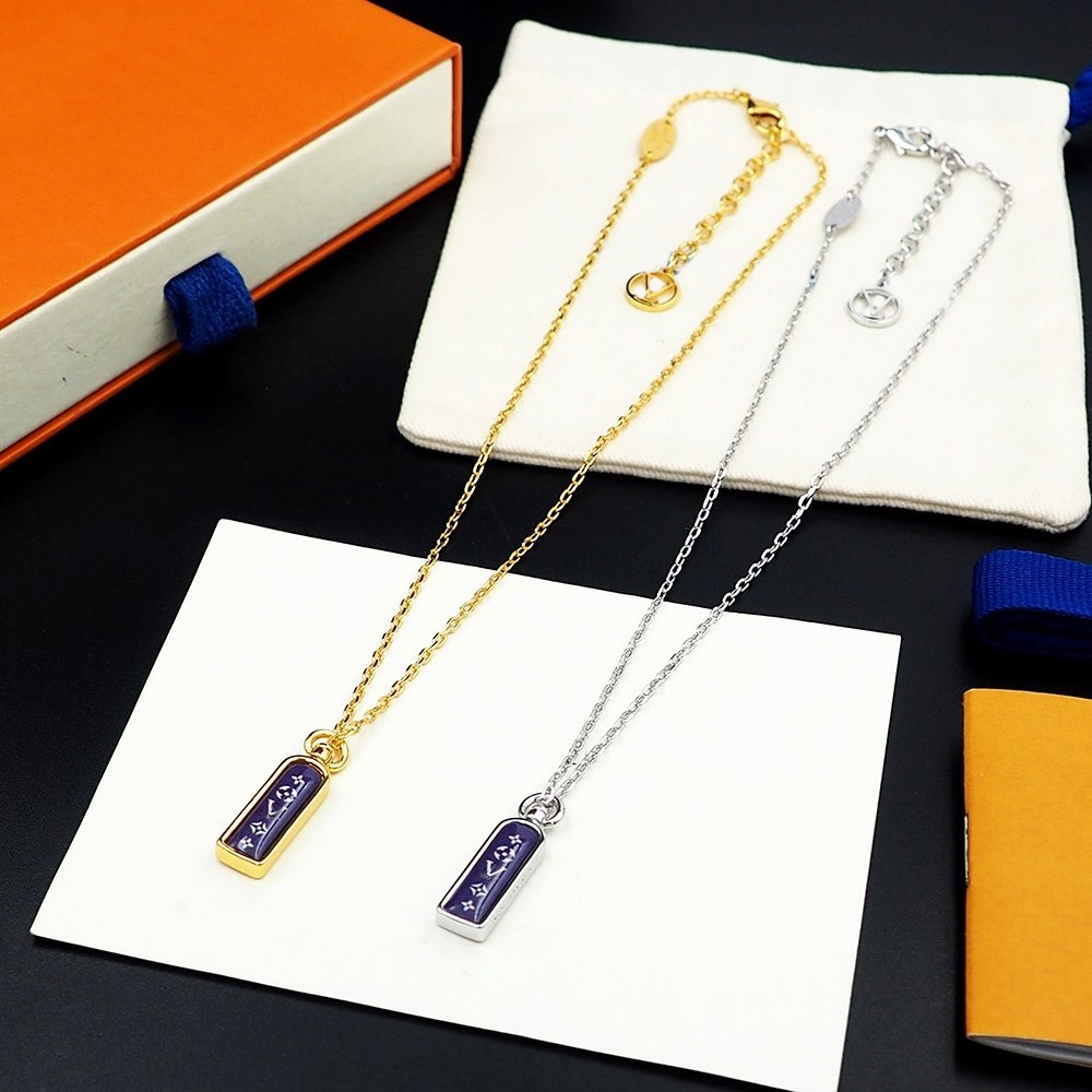 Pendant Necklaces 692889 Jewelry Necklaces white Plated 925 Silver Graduated Luxury Brand Designers Letters Geometric Famous Women Round Crystal Rhinestone Gold
