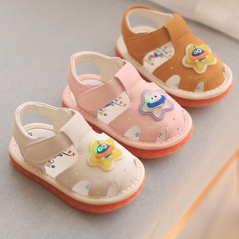 Light Sandals Summer 0-2 Year Old Cartoon Girl Walking Cow Muscle Soft Sole Children's Male Baby Shoes F704-22