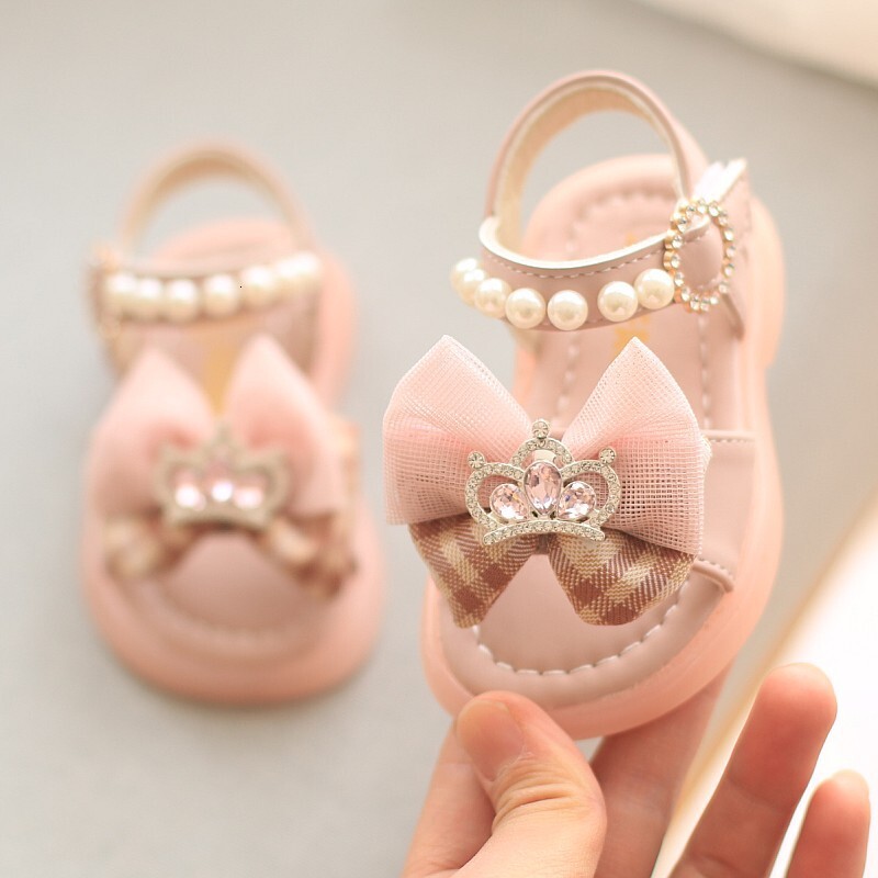Girl's shoes, princess sandals, 2024 new summer style, little girls, baby soft soled beach shoes F704-26