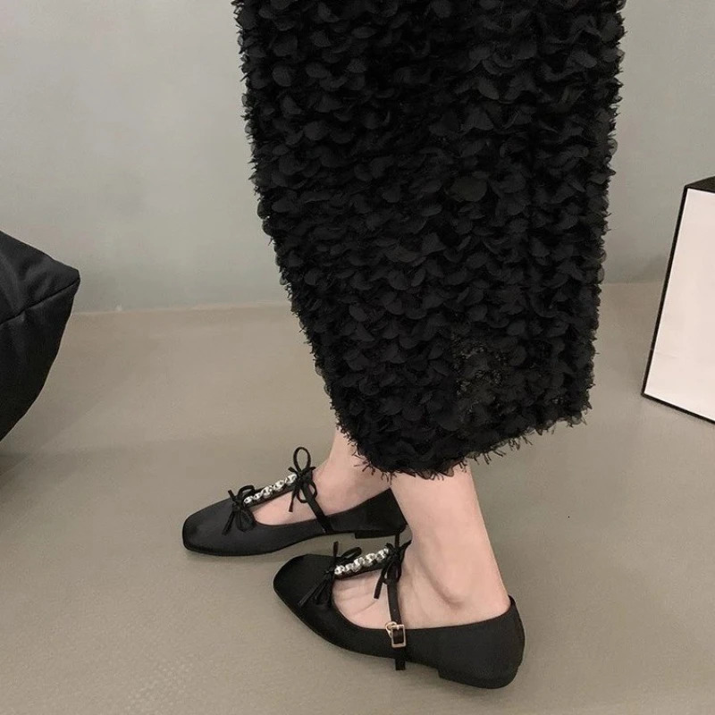 Square Head Shallow Mouth Satin Beautiful Temperament Fairy Night Wind Soft Flat Rhinestone Non-slip Breathable Womens Shoes 240703