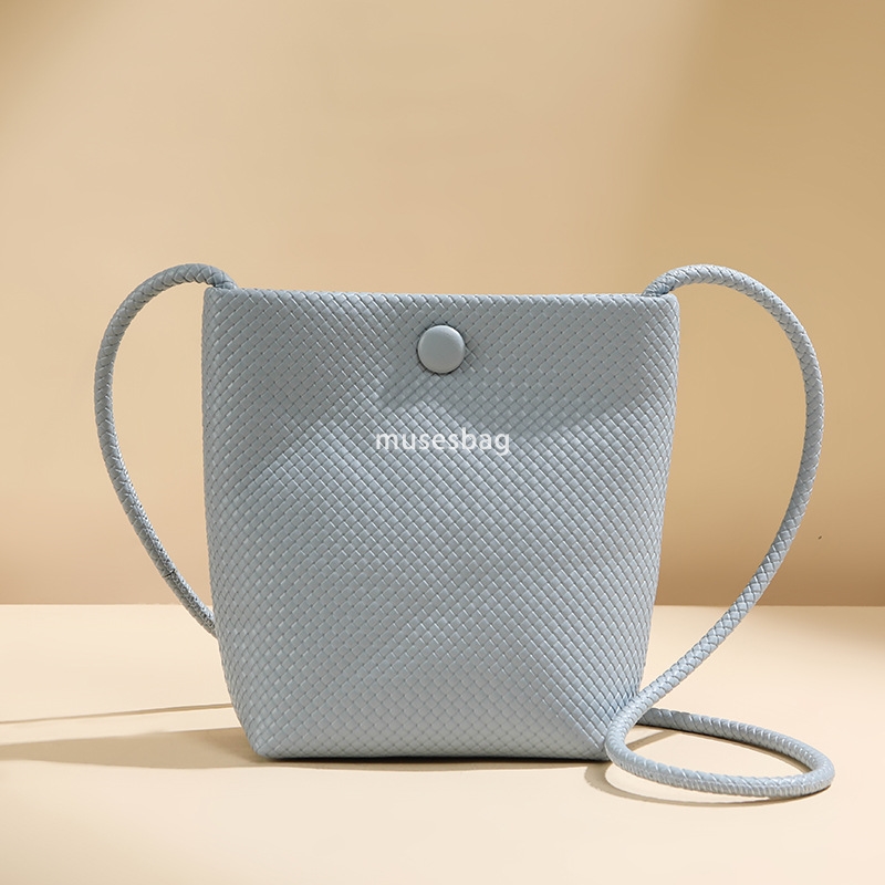 New fashion niche design for foreign trade bags women's bags new woven bucket bags women's fashionable single shoulder crossbody bags