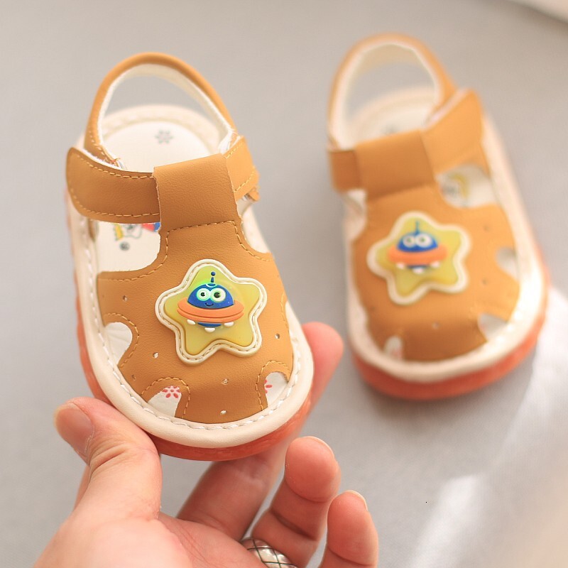 Light Sandals Summer 0-2 Year Old Cartoon Girl Walking Cow Muscle Soft Sole Children's Male Baby Shoes F704-22