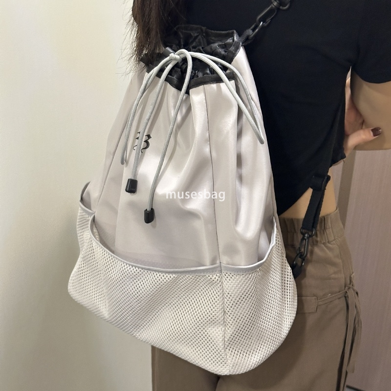 High quality women's high-end waterproof cloth Oxford cloth new high-capacity backpack with large capacity sports and leisure backpack drawstring