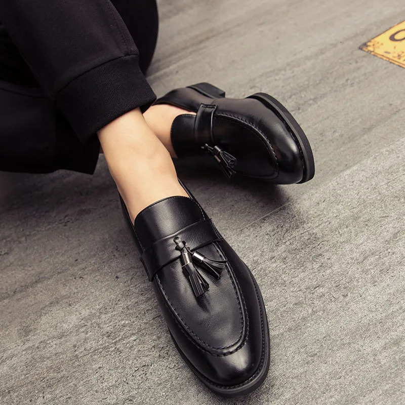 Men Casual Shoes Breathable Leather Loafers Business Office For Driving Moccasins Comfortable Slip On Tassel Shoe 240702