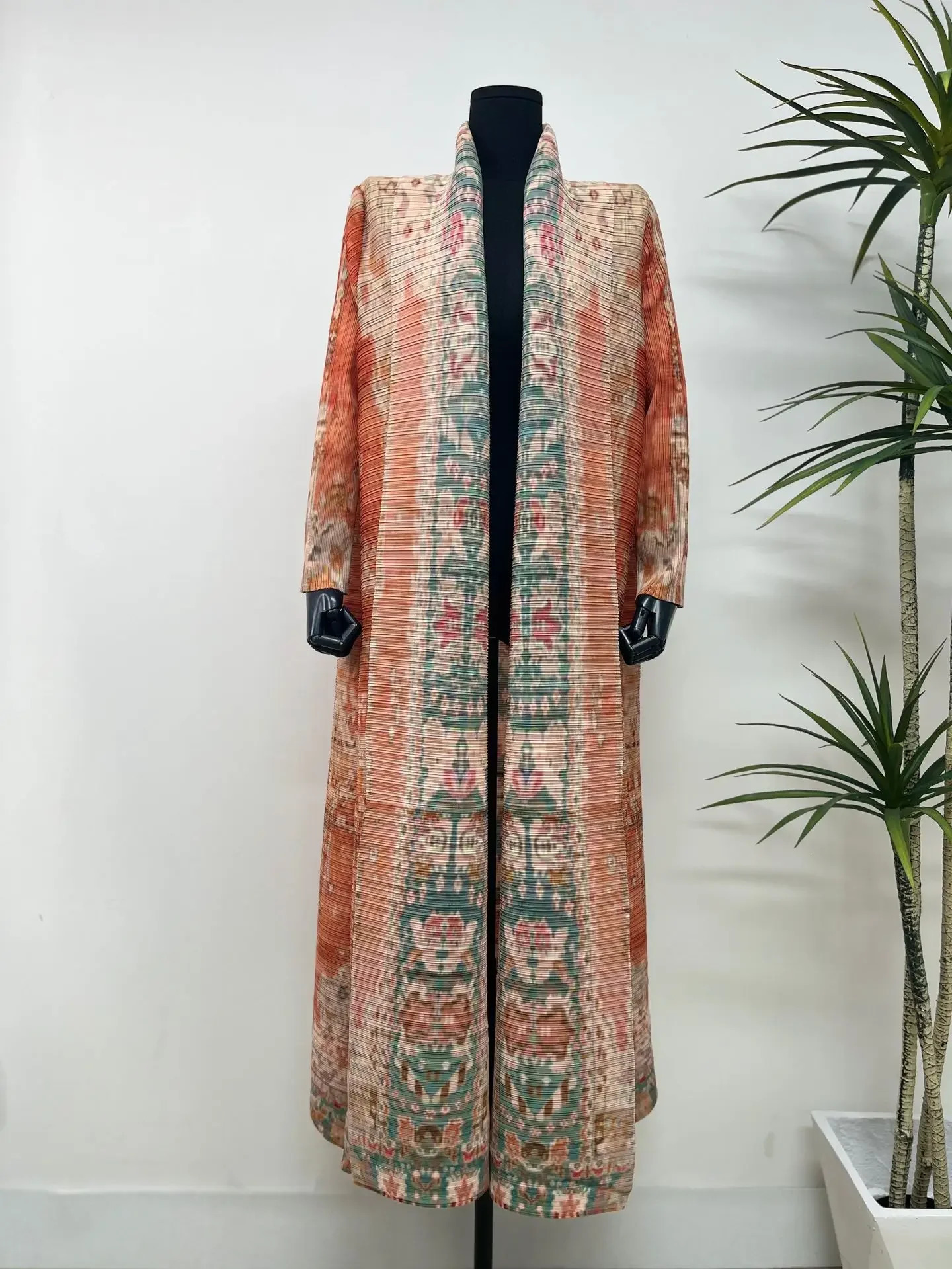 Miyake Pleated Womens Long Cardigan Windbreaker Coat Autumn Ethnic Style Printing Loose Plus Size Dress Cloak Robe 240703