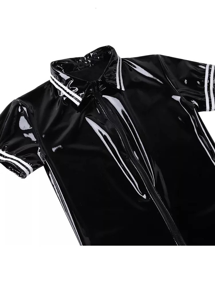 S-7XL Short Sleeve Mens Wet Look PVC Catsuit Playsuits Shiny PU Leather Zipper Open Crotch Bodysuit Tights Body Teddies Leotard 240703