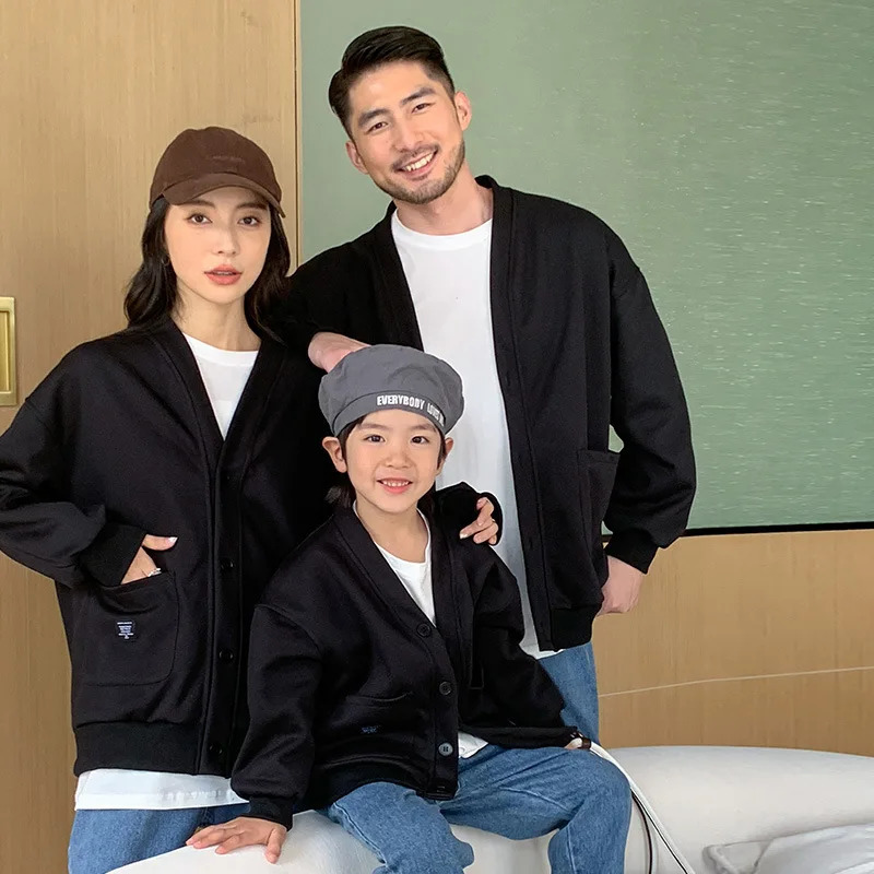 Solid Color Children V-neck Cardigan Spring Autumn Parent-child Coat A Family of Three or Four Tops Family Matching Outfits 240703