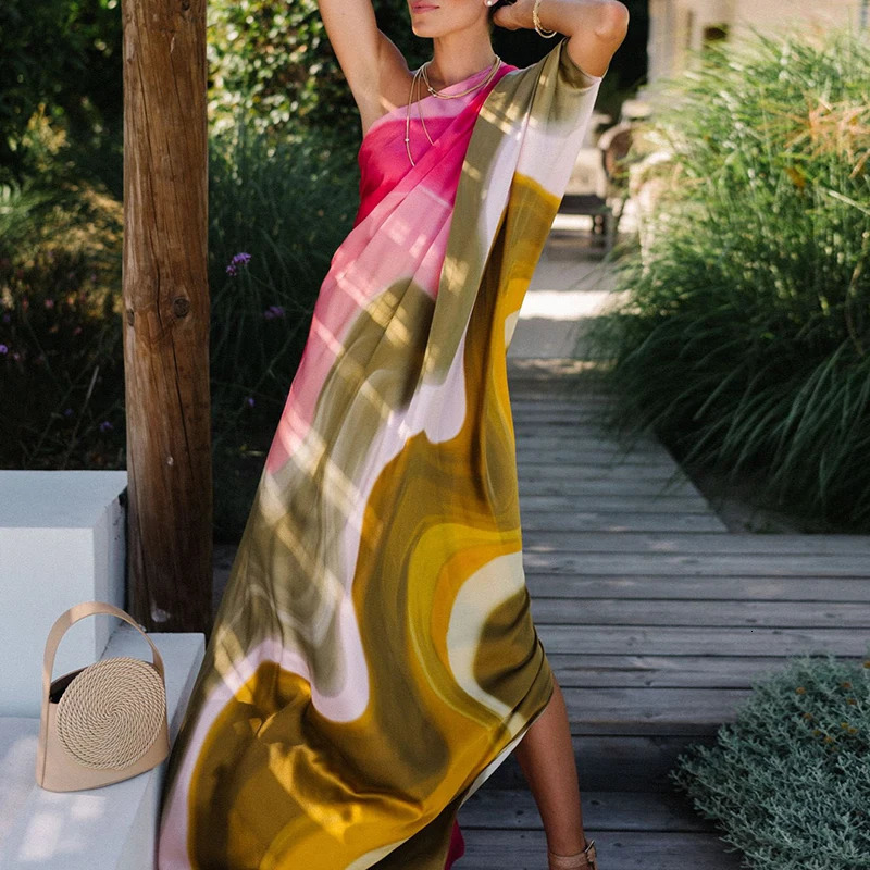 Sexy Backless Pleat Holiday Long Dress Fashion Pattern Print Loose Party Women Elegant Diagonal Shoulder Beach 240628