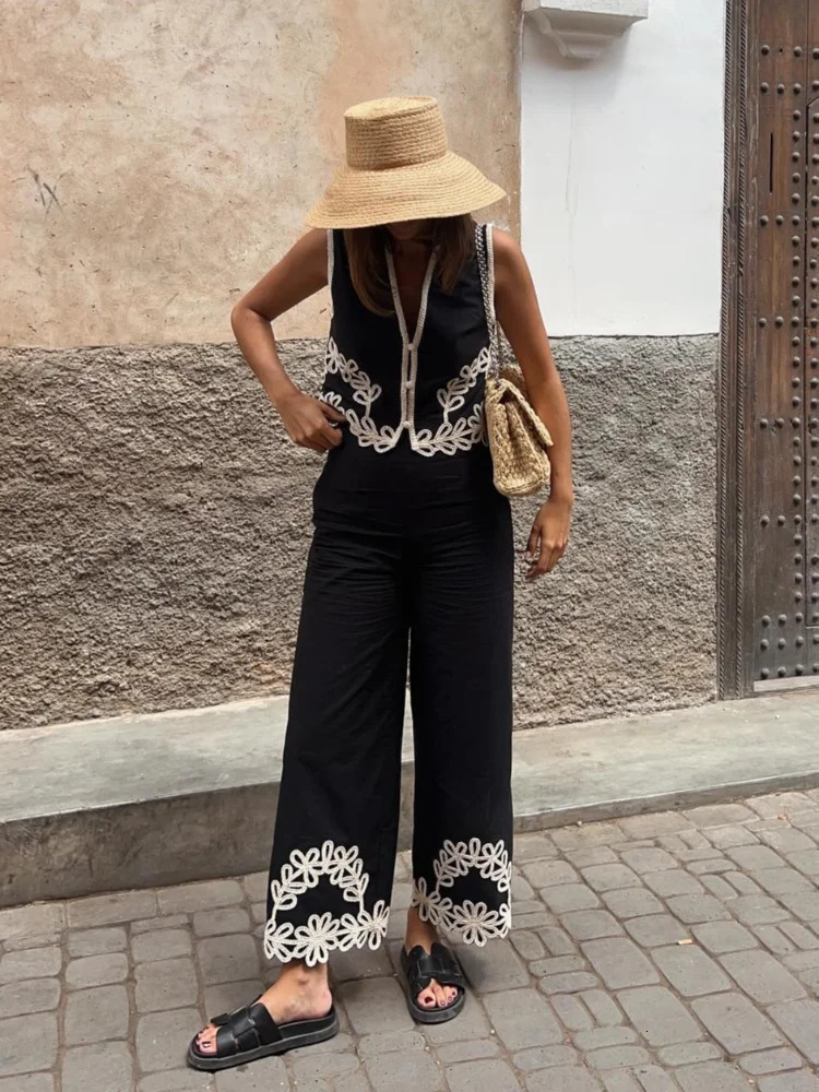 Fashion Contrasting Printed Crop Vest Pants Suit Elegant Women V Neck Sleeveless Tops Wide Leg Set Chic Female Outfits 240702