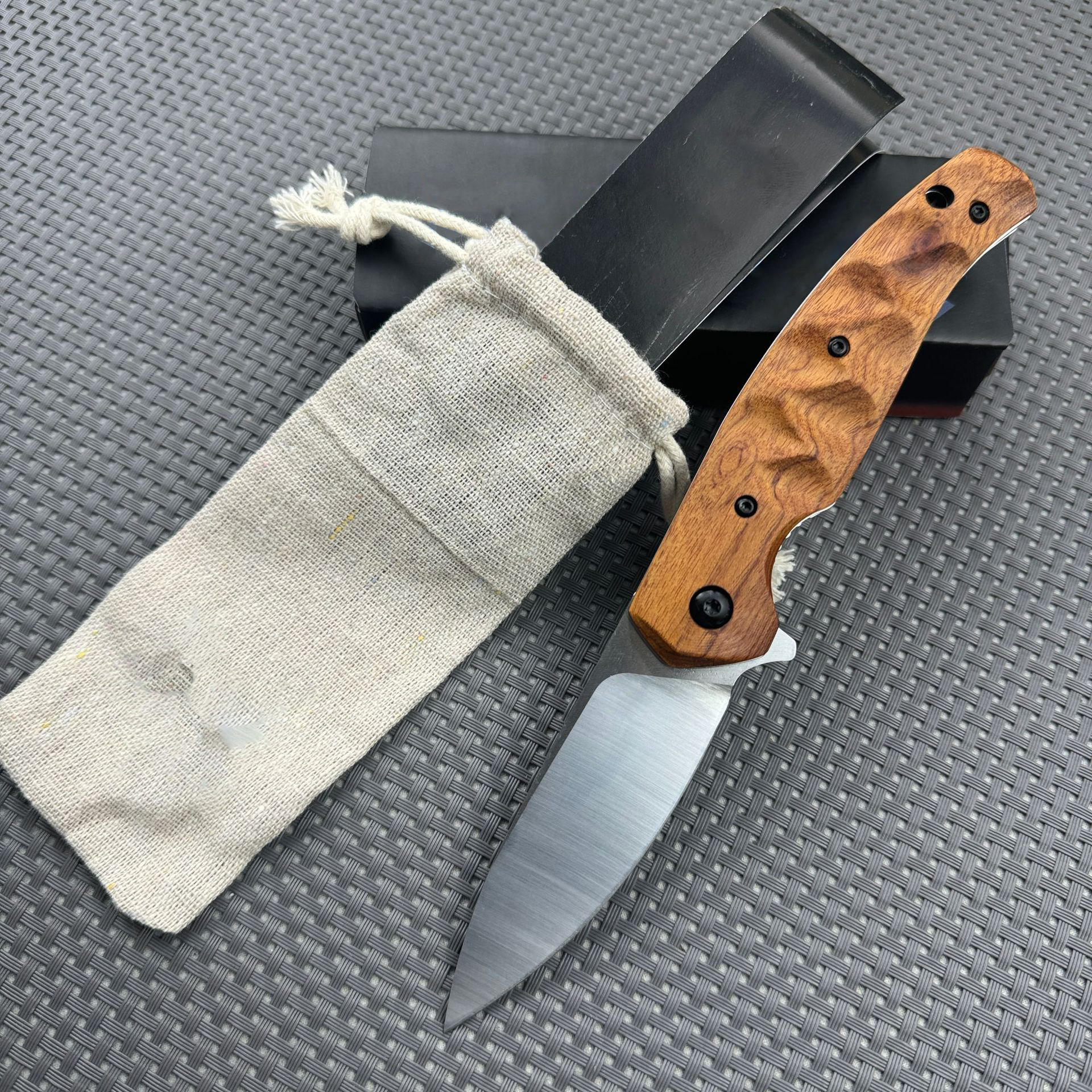 High Quality Flipper Folding Knife N690 Satin Blade Desert Ironwood Handle Outdoor Camping Hiking Fishing Ball Bearing Fast Open EDC Pocket Knives
