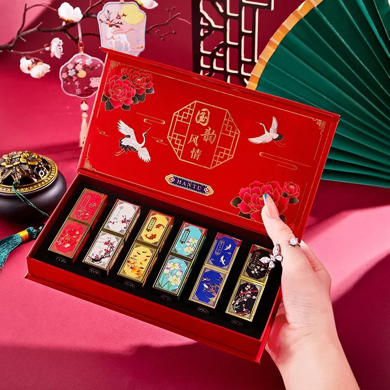 Chinese Style Carved Lipstick Set Forbidden City Christmas Gift Box Moisturizing Show ess Year Makeup Cosmetic 240703
