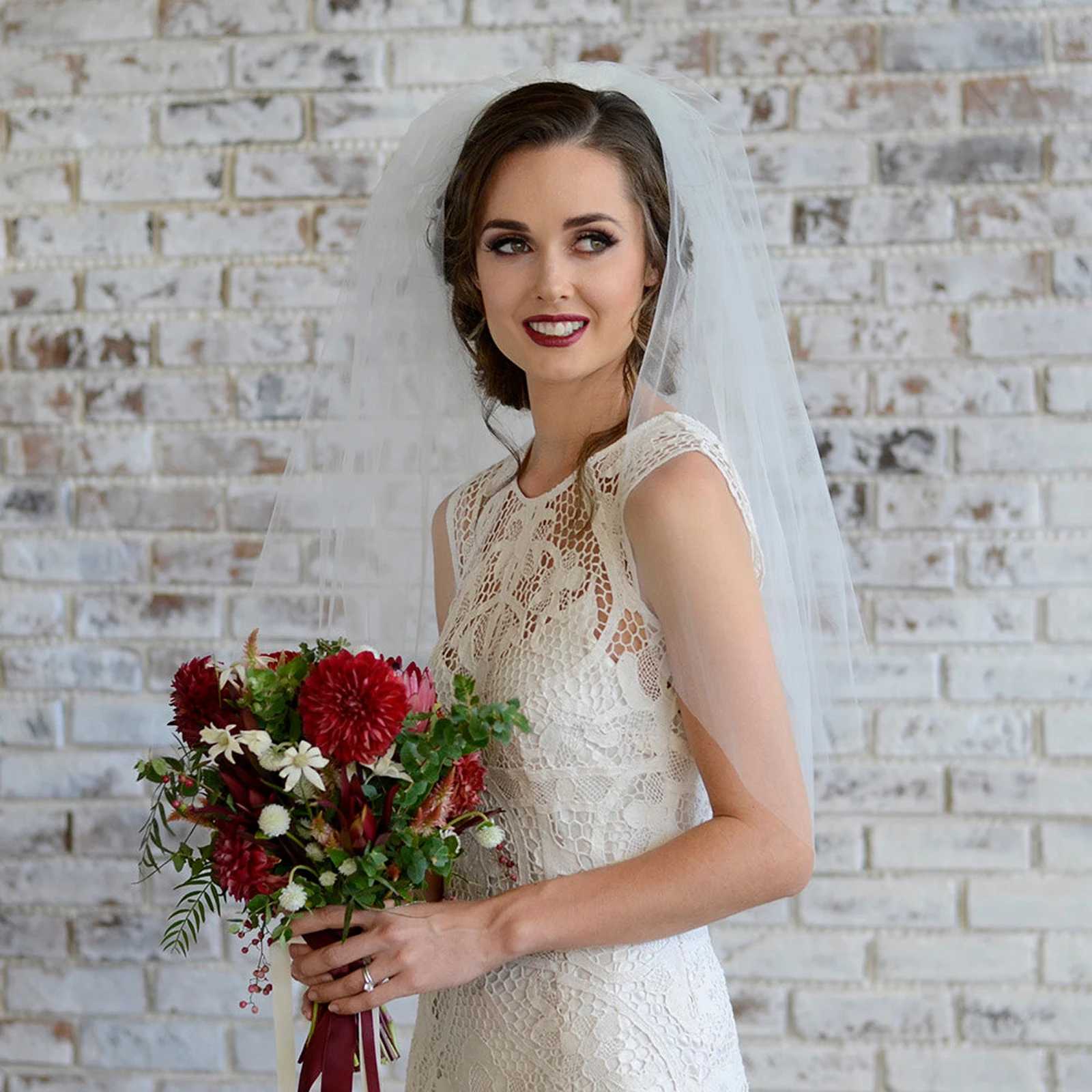 Wedding Hair Jewelry Short Bridal Veils with Blusher 2 Tier Cut Edge Wedding Veil Shoulder Length Wedding Accessories for Bride Free Shipping V26