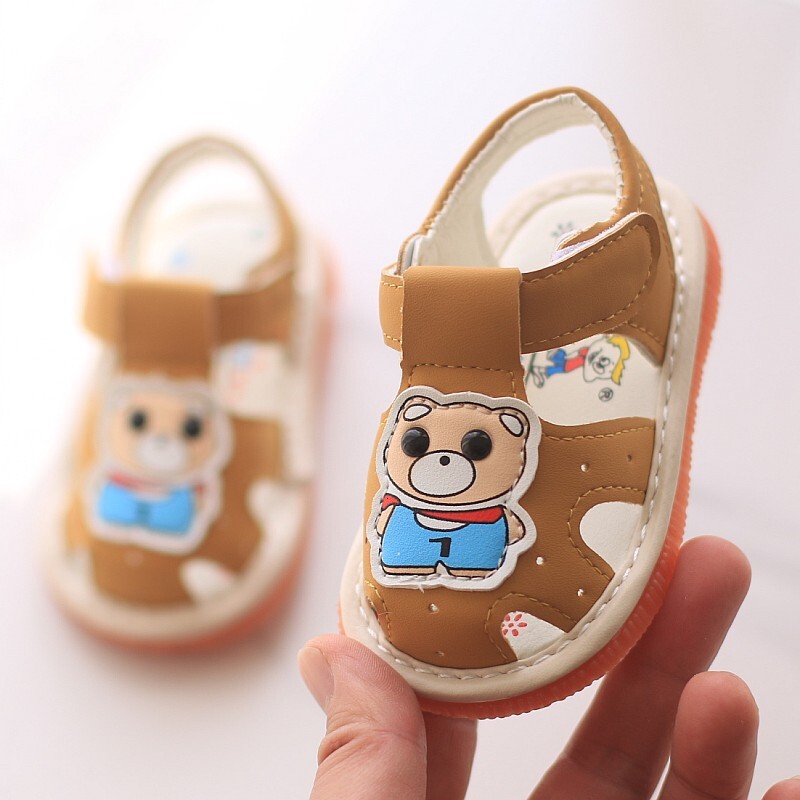 Children's sandals, baotou, summer 0-2 years old, called girls, infants, toddlers, walking shoes, soft soles, male baby shoes will make a noise F