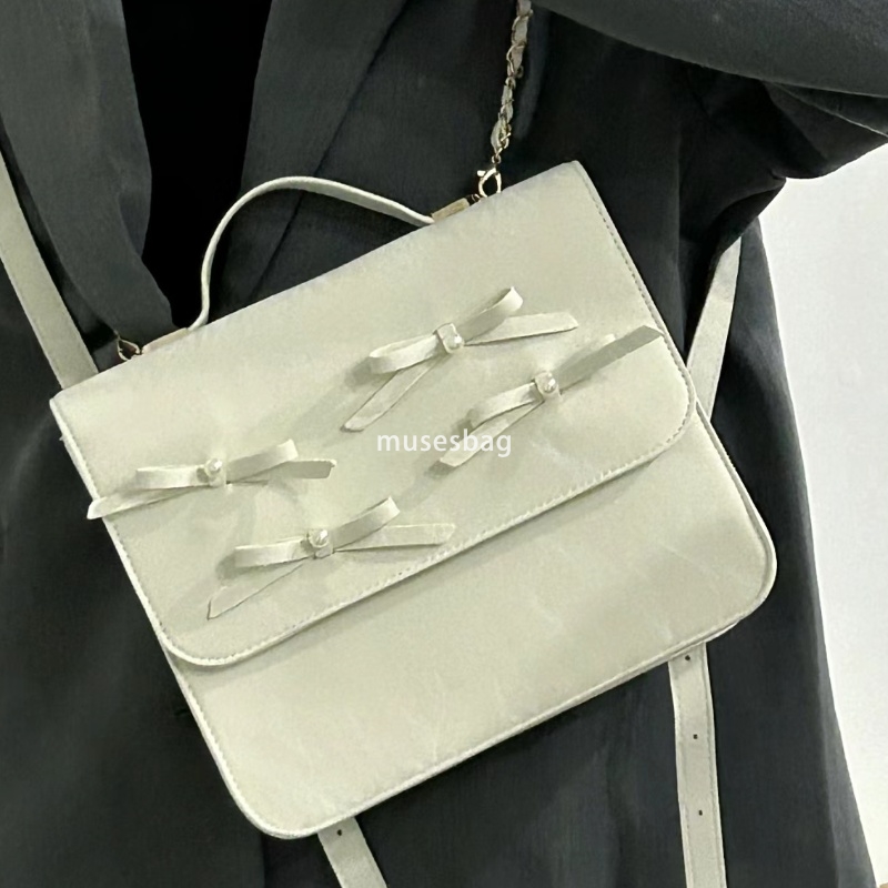 Advanced Women's Fashion Bow Chain Backpack Instagram Sweet Practical Simple Large Capacity Commuting Backpack Student Classroom Book Bag Tide
