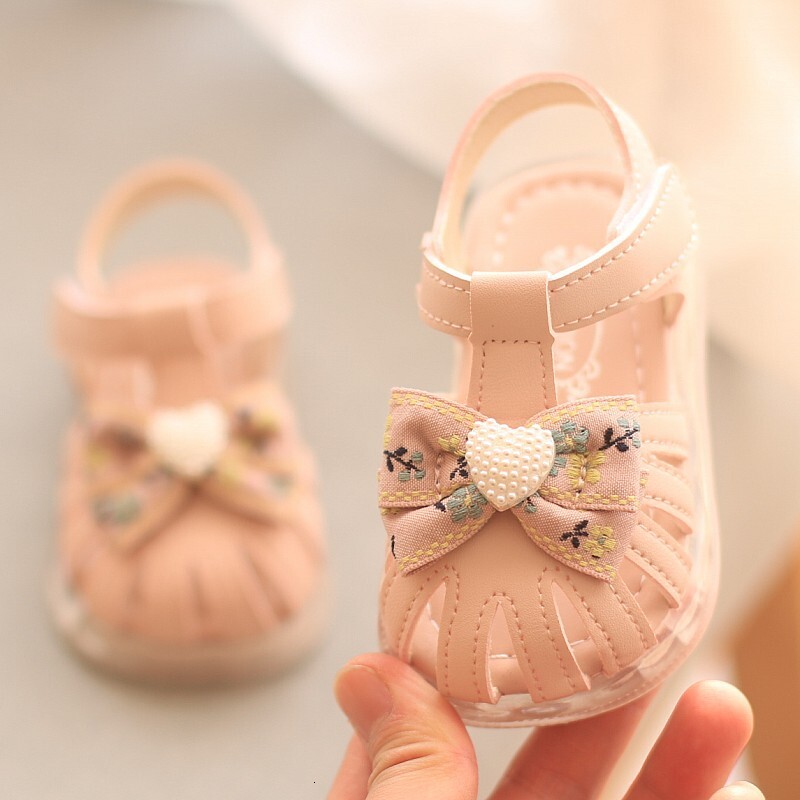 Princess Summer 0-1-2-3 Year Old Girl Walking Shoes Soft Sole Baby Sandals Children's slip and Anti Kick F704-25