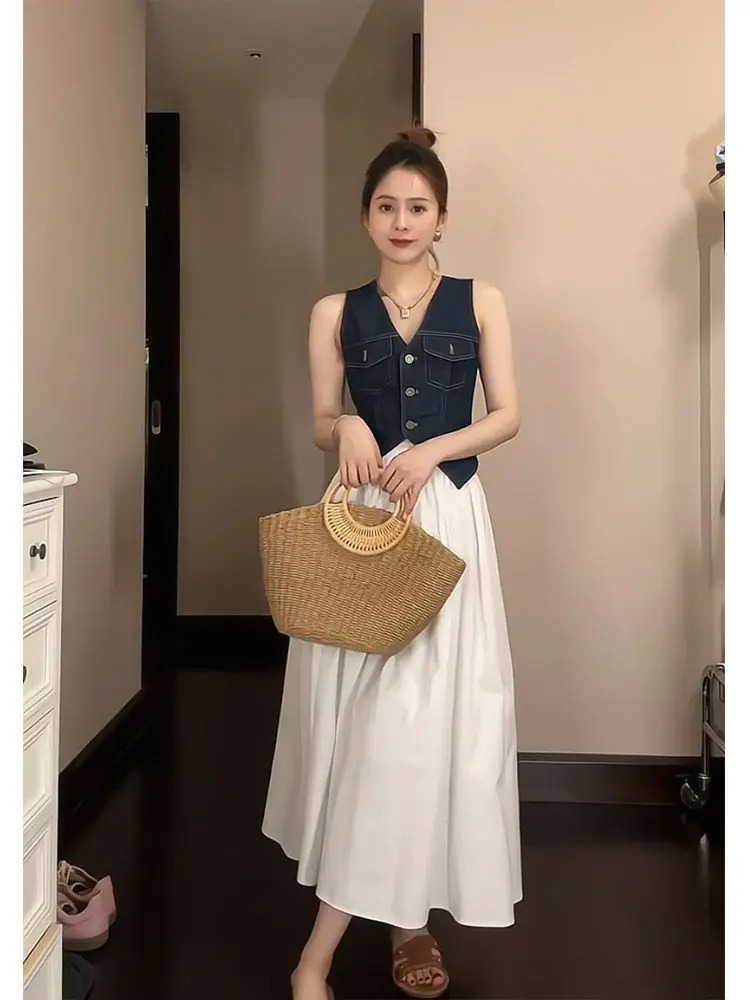 Summer outfit paired with a full set of fashionable sleeveless denim vest skirt small fragrant style womens clothing ligh 240702