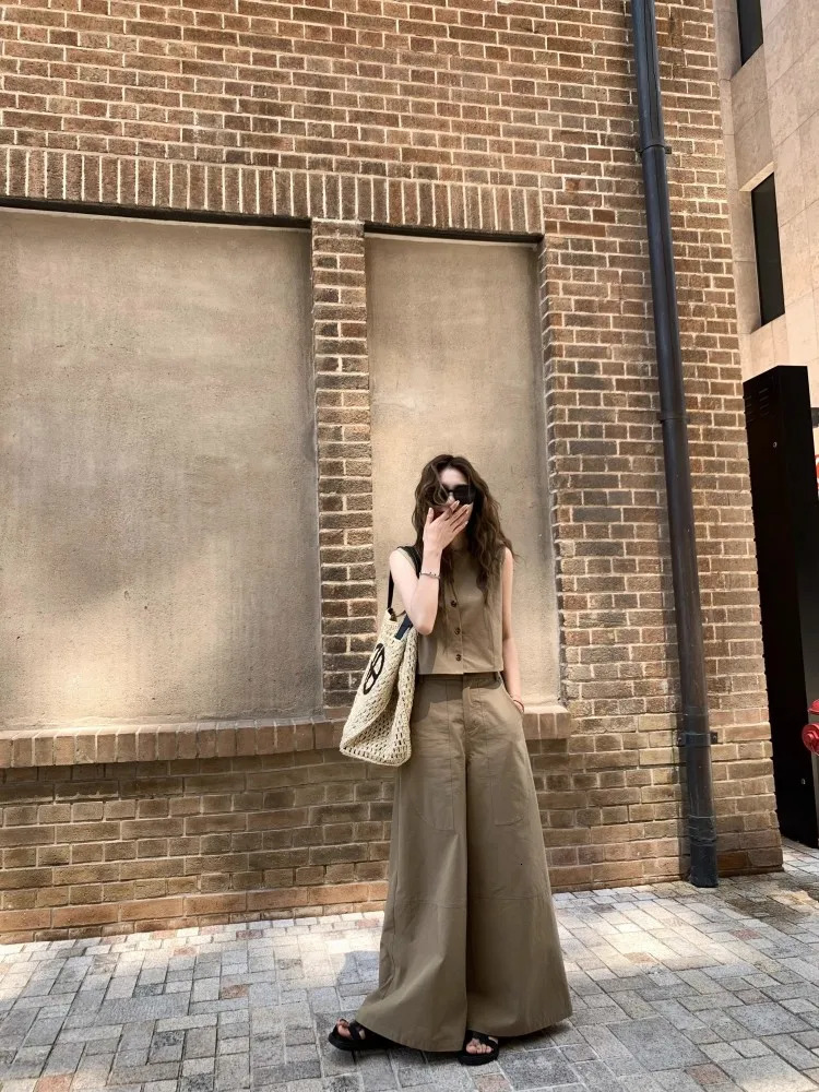 Advanced Old Money Style Set For Womens 2024 Summer Fashionable Khaki Vest Wide Leg Pants Two Piece 240702