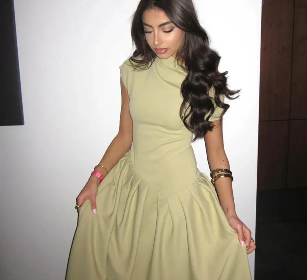 Women Elegant Green Pleated Dress Short Sleeve High Waist O Neck Summer Party Maxi Patchwork Streetwear Evening Vestidos 240628