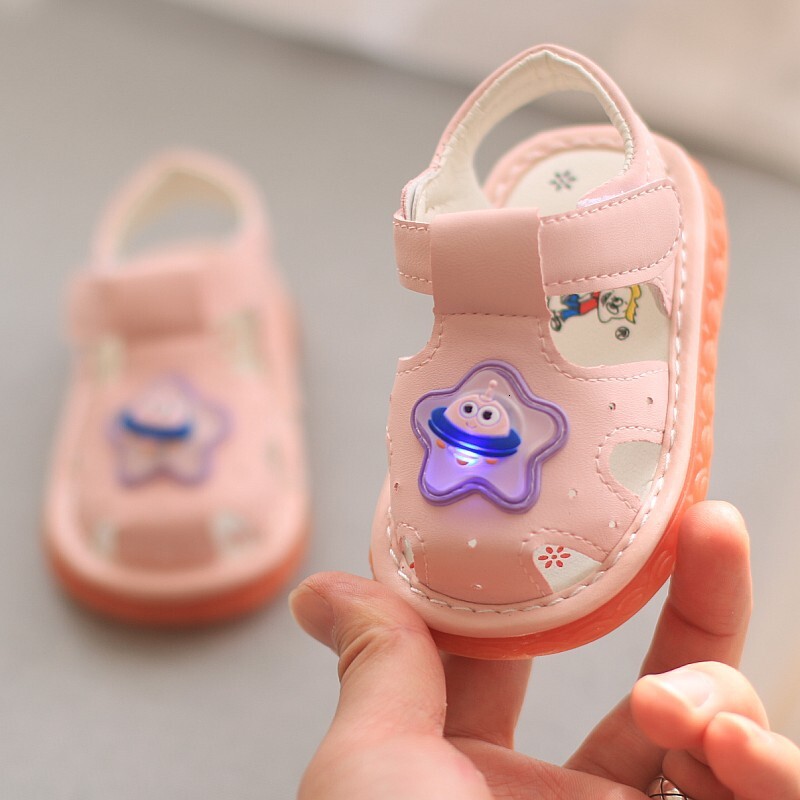 Light Sandals Summer 0-2 Year Old Cartoon Girl Walking Cow Muscle Soft Sole Children's Male Baby Shoes F704-22