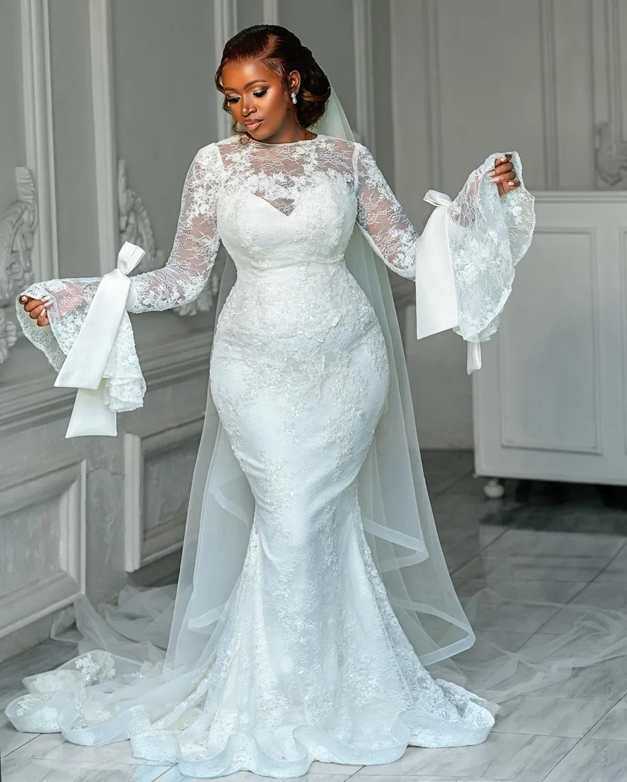 Flare Long Sleeves Lace Mermaid Wedding Dresses Appliques Jewel Neck Plus Size Bridal Gowns 2024 Elegant Ivory Bride Vestido de Novia
