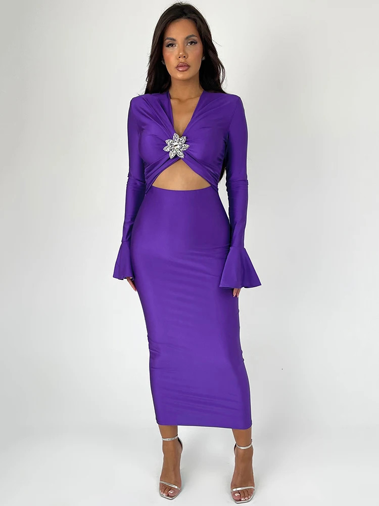 Mozision Elegant Hollow Out Sexy Maxi Dress For Women Spring V Neck Long Flare Sleeve Bodycon Club Party Evening 240627