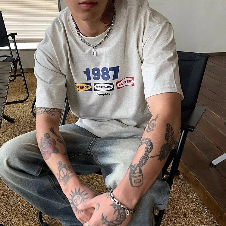 Summer cotton Korean letter printed T shirt American retro round neck mens y2k casual white and gray half sleeved top 240703