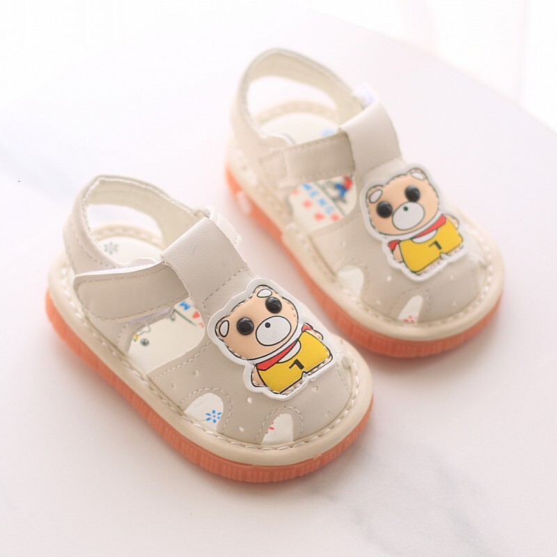 Children's sandals, baotou, summer 0-2 years old, called girls, infants, toddlers, walking shoes, soft soles, male baby shoes will make a noise F