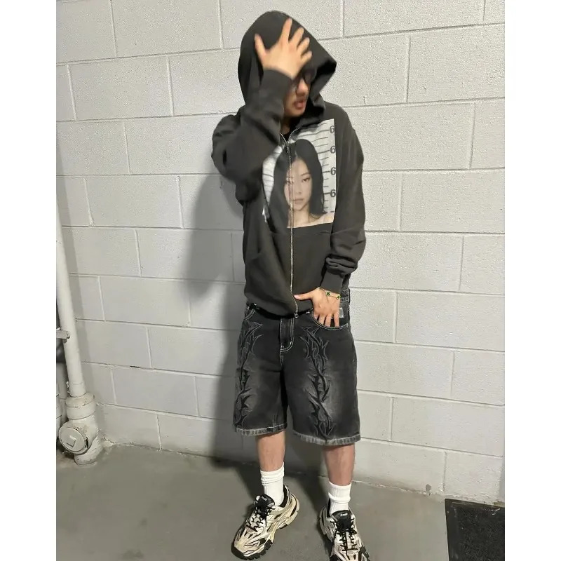 Mens and Womens Hoodies Printed Personalized Patterns Y2K Style Retro Hooded Cardigan Long Sleeve Tops Street Wear 240702