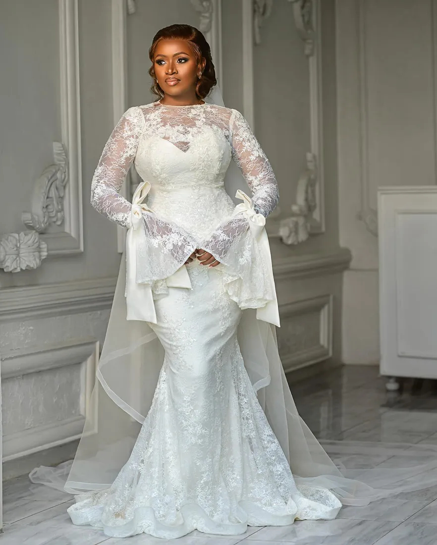 Flare Long Sleeves Lace Mermaid Wedding Dresses Appliques Jewel Neck Plus Size Bridal Gowns 2024 Elegant Ivory Bride Vestido de Novia