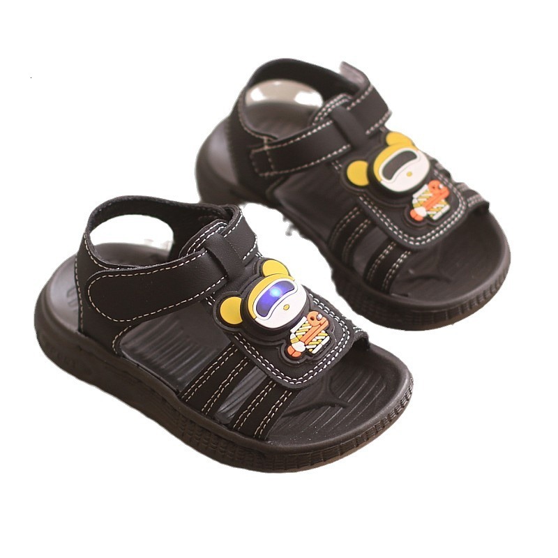 Summer New Cartoon Cute Boys Baby Sandals with Lights 1-3 Year Old Soft Sole Anti slip Children's Beach Shoes