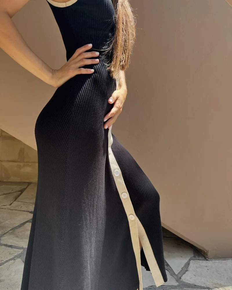 Elegant V-neck Knitted Maxi Dress for Women Sexy Sleeveless Single Breasted Slim Party Dresses Summer Lady Casual Dress 240703