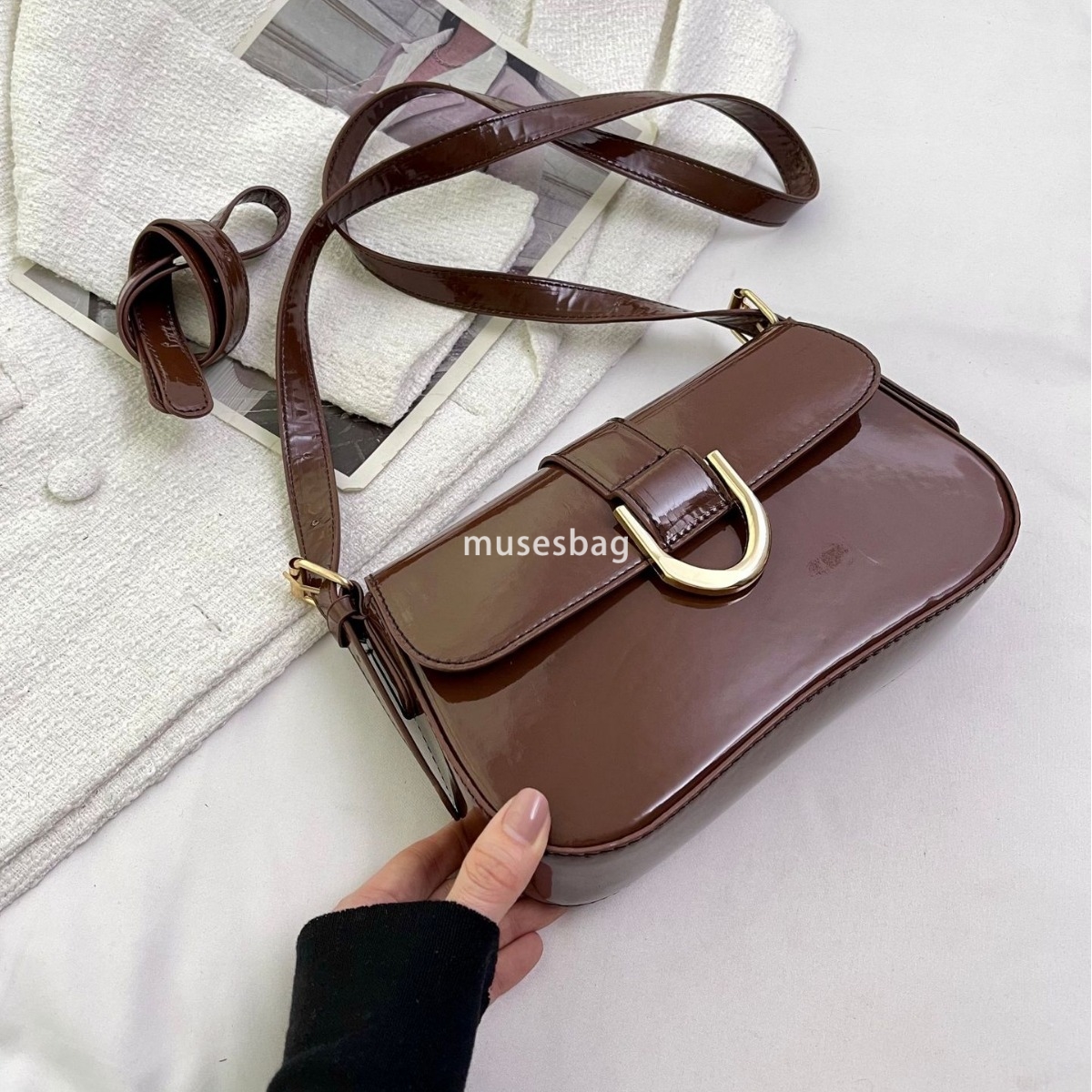 Small Design European and American Retro New Bag Luxury Underarm Versatile One Shoulder Crossbody Bag French Small Korean Small Body Bag
