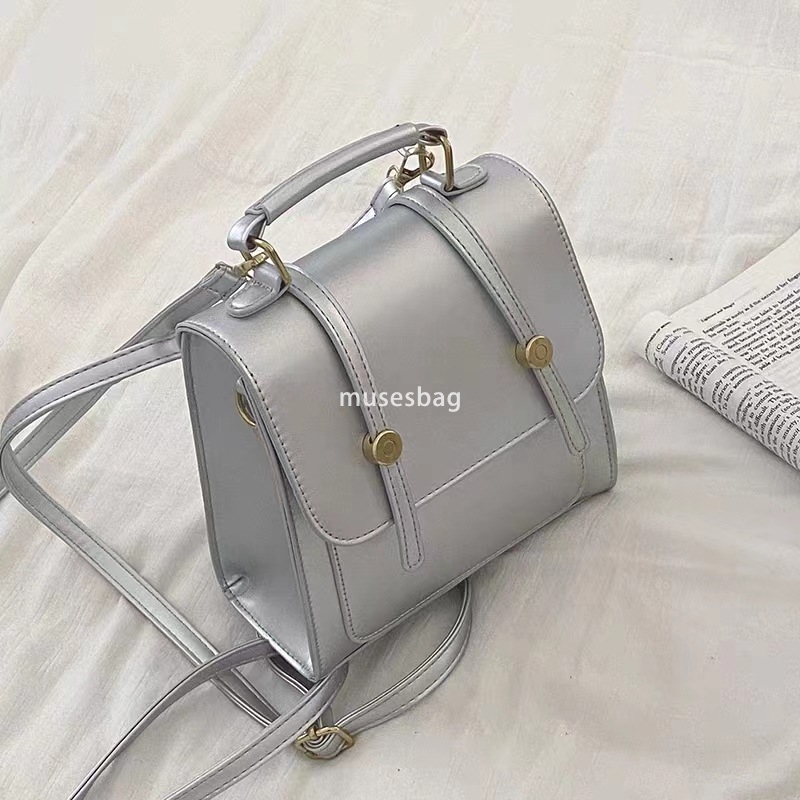 Fashionable women's high-quality student niche flat buckle practical backpack price British classic retro crossbody Oxford bag lightweight studen