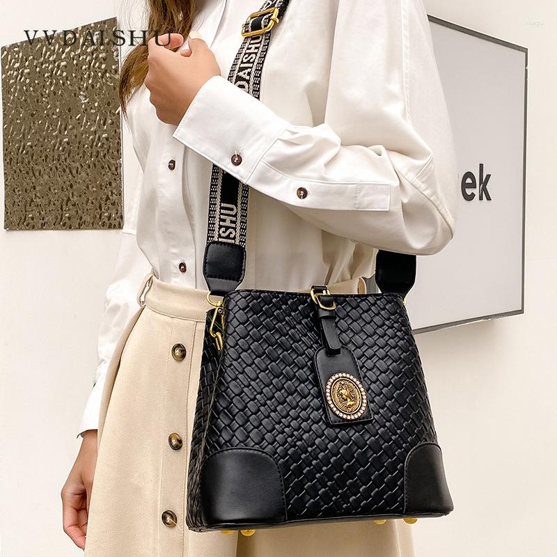 Drawstring 2024 Winter Live Broadcast Woven Bucket Bag Fashion Single Shoulder Crossbody Portable Handbag Womens
