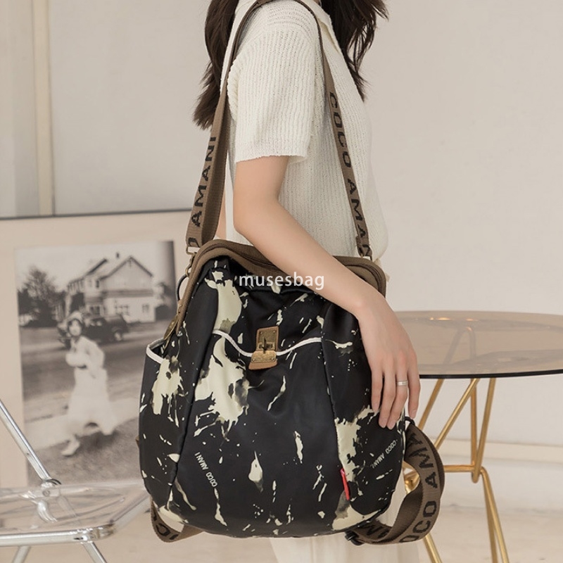 High quality women's Korean style backpack casual Chinese style lightweight backpack summer new minimalist large capacity trendy commuting backpa