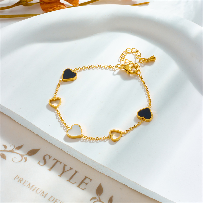 Fashion 18k Gold Chain Iced Out Stack Bracelet Designer Jewelry Heart Butterfly Tree Charm Bracelets Cuff for Women Girlfriend Birthday Gift Fine Jewe