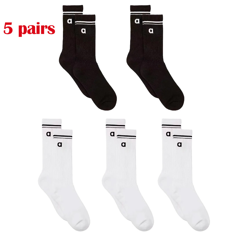 A Designer Half-Crew Throwback Women Sport gym Cotton Medium Tube Grip Sock white run Letter man sock soccer