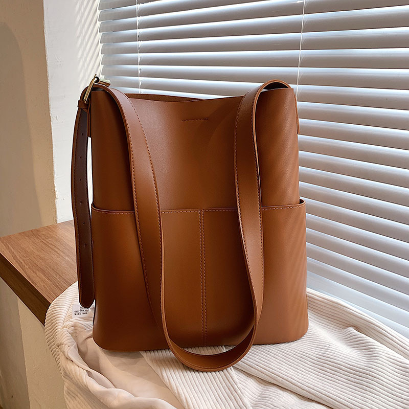 Urban minimalist niche design bags new women's bags large capacity crossbody bags bucket bags women's shaped minimalist shoulder bags