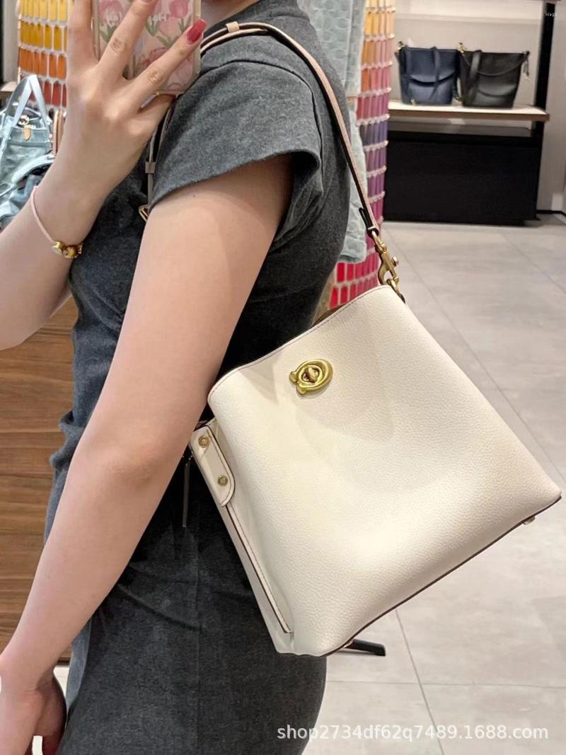 Drawstring 2024 Style Koujia Retro Wild Bucket Bag Lychee Pattern Sand Fashion All-match Portable Shoulder Messenger