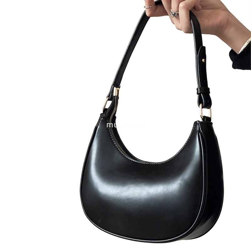 Small and trendy design single shoulder bag crossbody bag summer versatile underarm bag crescent bag women's handheld bag new bags
