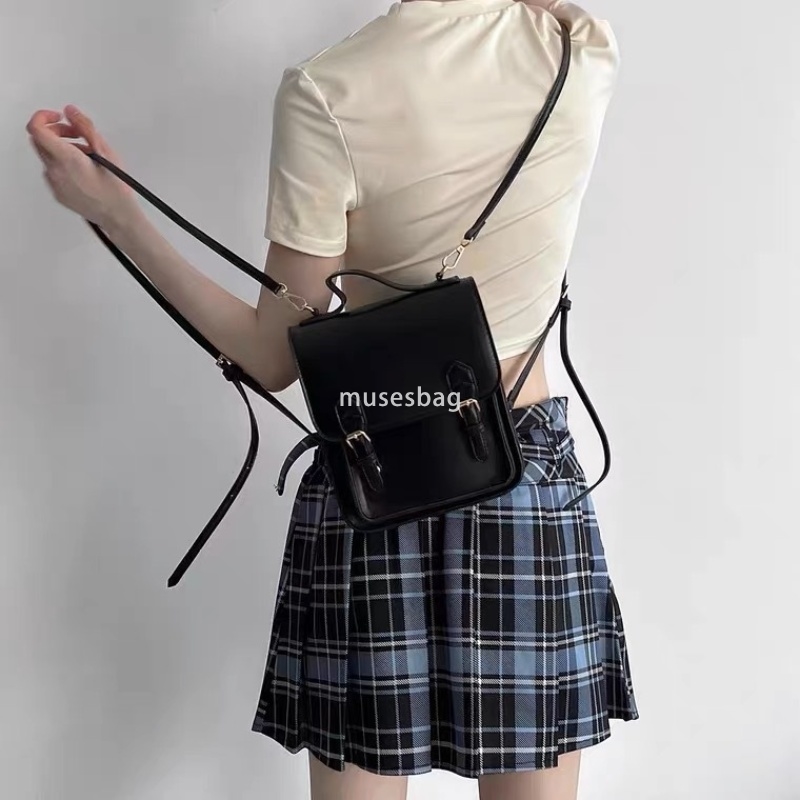 Japanese women's atmospheric Instagram uniform fashionable small backpack British classic retro small bag casual and simple portable crossbody ba