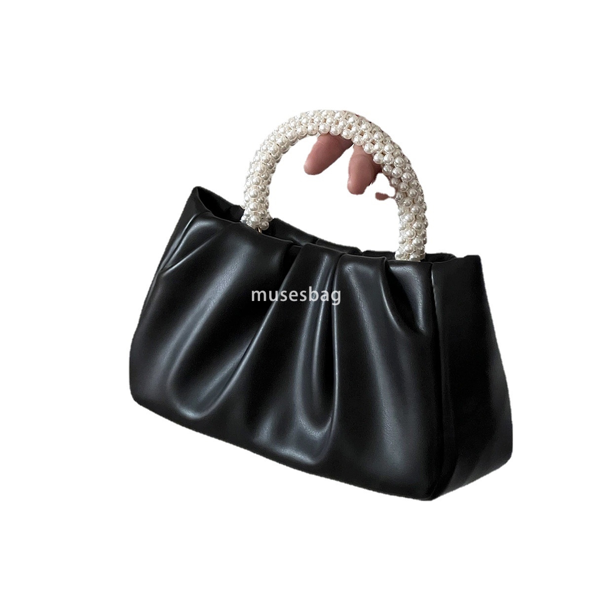 Urban minimalist and niche design spring and summer new fashionable and versatile texture pearl wrinkles clouds pearl light sweet pink handbag banquet