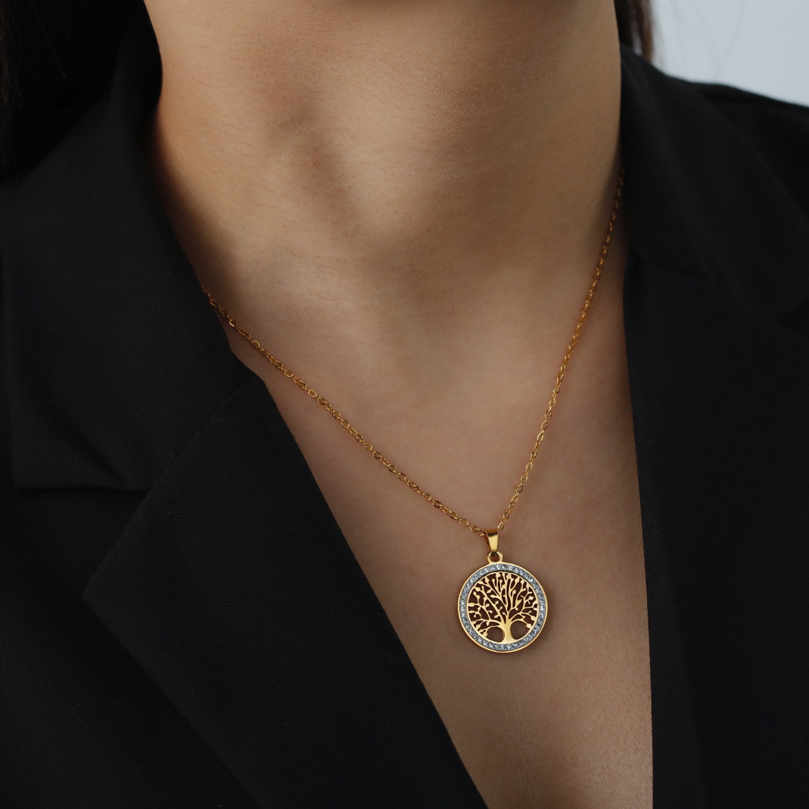 Fashion Necklaces Waterproof Tree of Life Pendant Necklace Stainless Steel Gold Chain Diamond Necklaces for Women Men Fashion Fine Jewelry Gift
