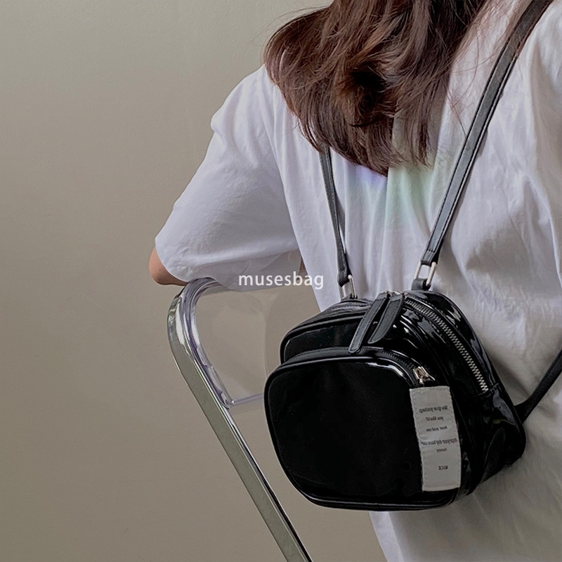 High end women's Korean retro practical backpack new girl niche square cute solid color classic versatile daily casual black lightweight small ba