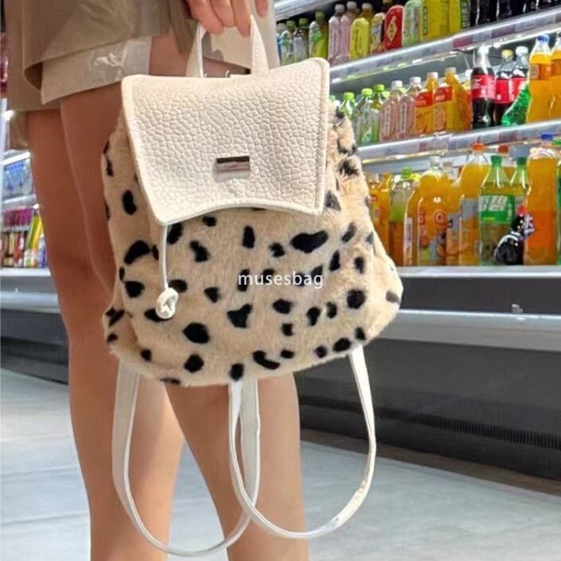 Fashionable women's high-end feeling winter new leopard print patchwork backpack versatile and practical portable backpack college student fur ba