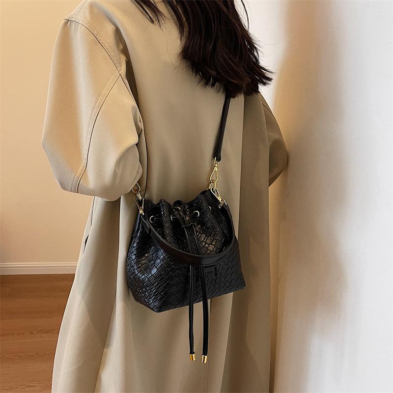 Drawstring Woven Bucket Bag For Women 2024 Autumn And Winter Single Shoulder Crossbody French Niche Design Handbag