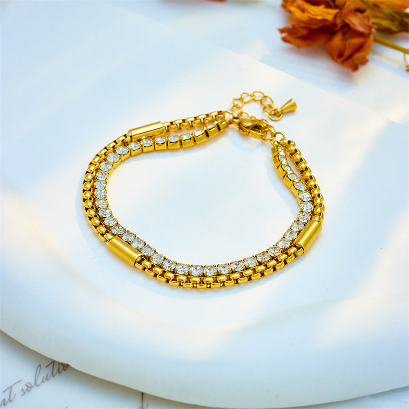 Fashion 18k Gold Chain Iced Out Stack Bracelet Designer Jewelry Heart Butterfly Tree Charm Bracelets Cuff for Women Girlfriend Birthday Gift Fine Jewe