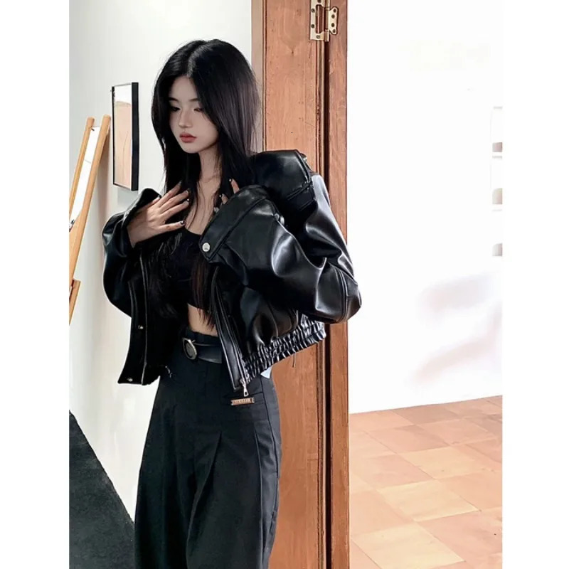 Black Leather Coats High Waist Stand Collar Short Length Techwear Punk Style Jackets Y2k Street Fashion Women Outerwear Tops 240625
