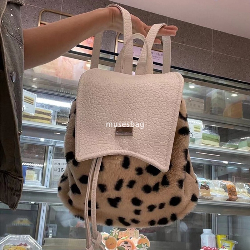 Fashionable women's high-end feeling winter new leopard print patchwork backpack versatile and practical portable backpack college student fur ba