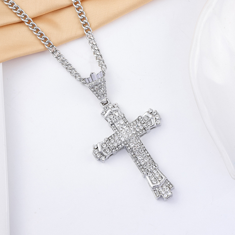 Hip Hop Cross Pendant Necklace Religious Charm 18K Gold Silver Full Ice Out Crystal Neckalce Simulated Diamonds Catholic Crucifix Necklace With Cuban 